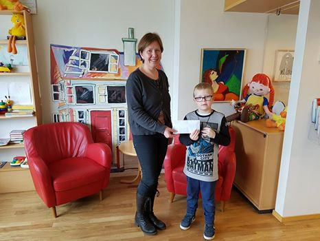 Ferðaþjónustan Hjalla / Kaffi Kjós styrkja Einhverfusamtökin