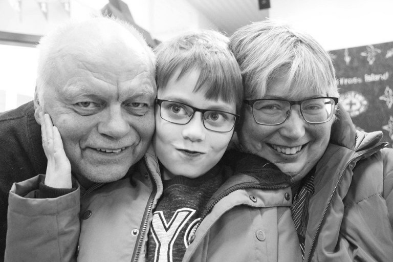 Einhverf ást - að lifa í geðveikt, einhverfu hjónabandi. Jólafundur Einhverfusamtakanna